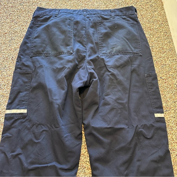 FedEx Delivery Driver Fleece Lined Cargo Pants w/ Reflective Stripe - Size 36 - Picture 6 of 12